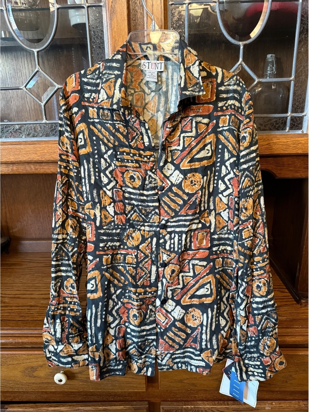 NWT Stunt 100% Silk vintage Aztec Print Button Down Shirt Women’s Size Small